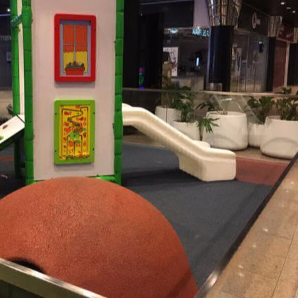 escorrega pequeno rotomoldado